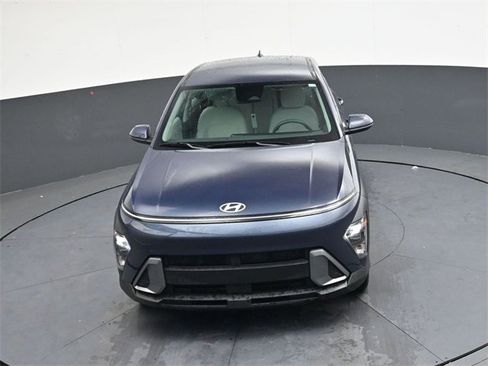 Used 2024 Hyundai Kona SE image 32