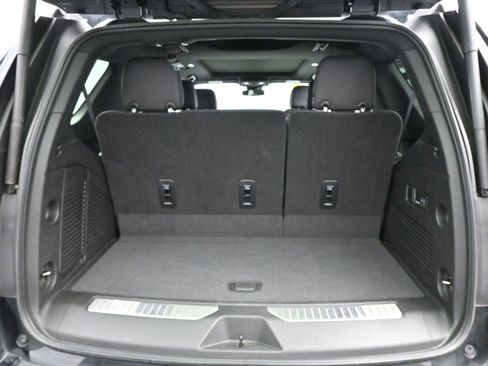 Used 2023 GMC Yukon AT4 w/ AT4 Premium Plus Package image 10