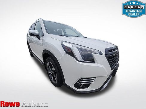 Used 2024 Subaru Forester Touring AWD/4WD image 1