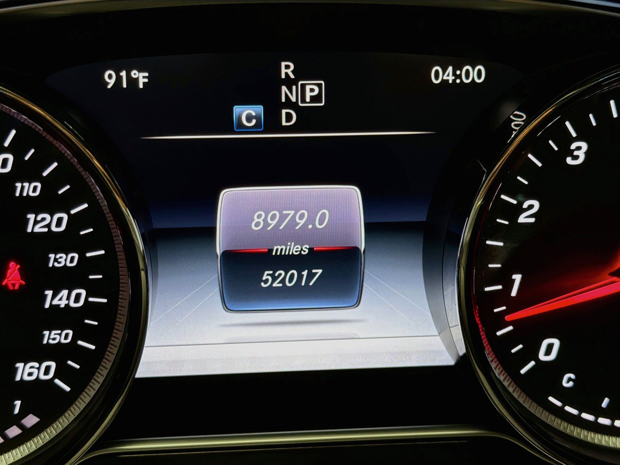 Used 2018 Mercedes-Benz E 400 Coupe image 8