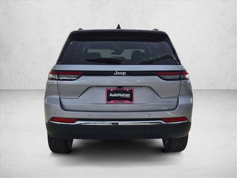 New 2026 Jeep Grand Cherokee Laredo X RWD image 8