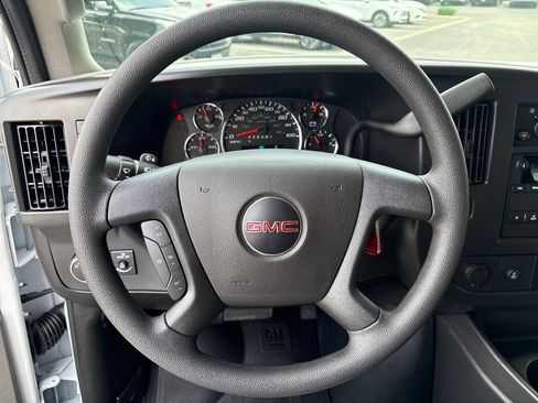 New 2026 GMC Savana 3500 LT w/ LT Preferred Equipment Group RWD image 14