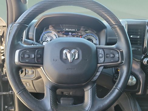 Used 2020 RAM 1500 Limited w/ Black Appearance Package AWD/4WD image 16