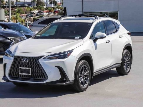 Used 2025 Lexus NX 350 AWD w/ Accessory Package (2T) image 3