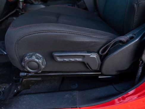 Used 2020 Jeep Gladiator Rubicon w/ Dual Top Group image 44