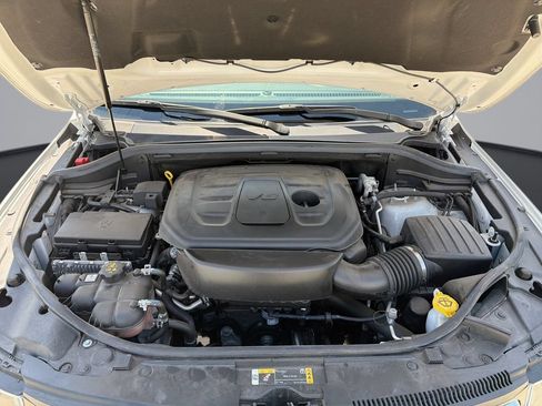 Used 2022 Jeep Grand Cherokee Laredo X AWD/4WD image 14