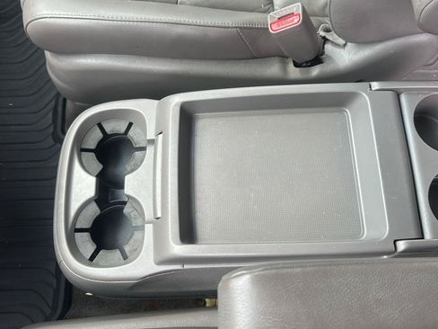 Used 2012 Honda Odyssey Touring Elite image 16