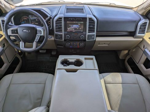 Used 2015 Ford F150 Lariat RWD image 22