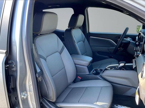 New 2026 Chevrolet Colorado ZR2 w/ Technology Package AWD/4WD image 11