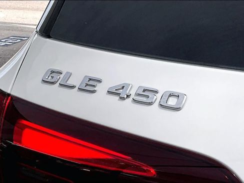New 2026 Mercedes-Benz GLE 450 4MATIC image 7