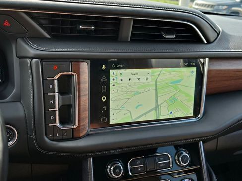 Certified 2023 GMC Yukon XL Denali Ultimate w/ LPO, Floor Liner Package AWD/4WD image 24