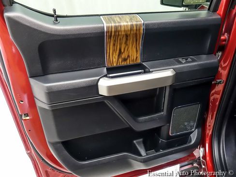 Used 2018 Ford F150 Lariat RWD image 21