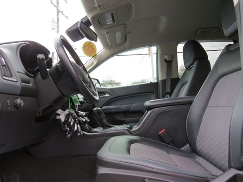 Used 2021 Chevrolet Colorado Z71 w/ Safety Package image 16