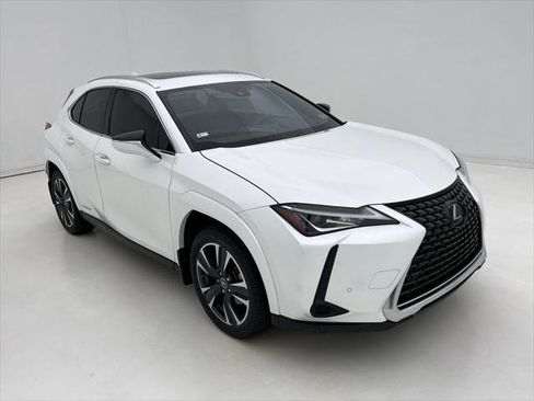 Certified 2022 Lexus UX 250h w/ Premium Package AWD/4WD image 6