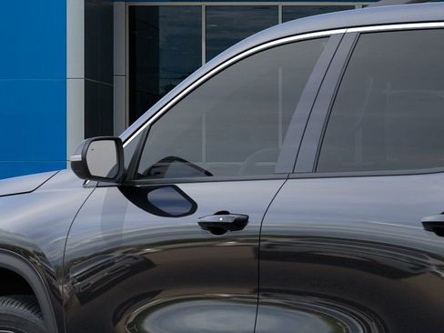 New 2026 Chevrolet Traverse LT w/ Sun and Wheel Package FWD image 12