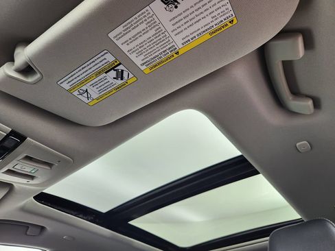 Certified 2025 Nissan Murano SL AWD/4WD image 30
