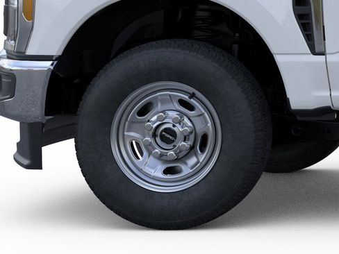 New 2026 Ford F250 XL w/ XL Chrome Package image 19