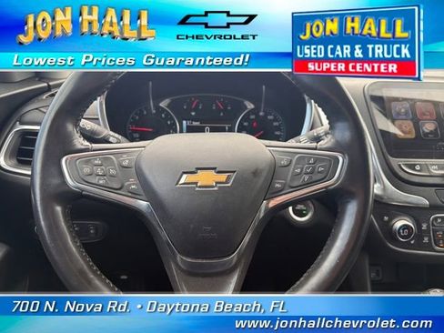 Used 2018 Chevrolet Equinox Premier image 24