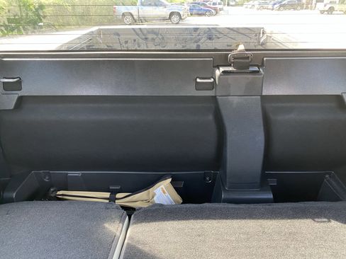 Used 2024 Toyota Tacoma SR5 image 17