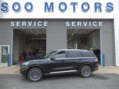 Used 2022 Lincoln Aviator Reserve image 1