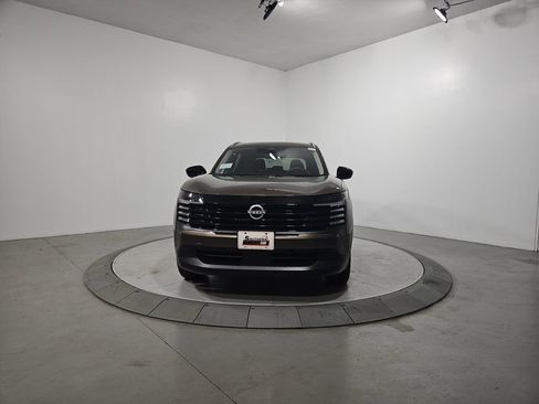 New 2026 Nissan Kicks SV image 9