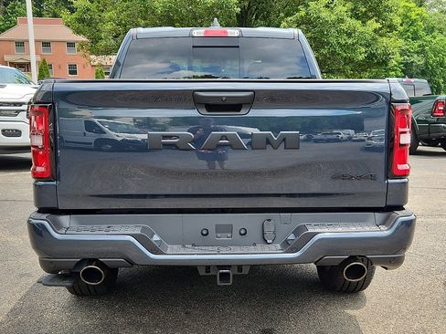 New 2026 RAM 1500 Express AWD/4WD image 5
