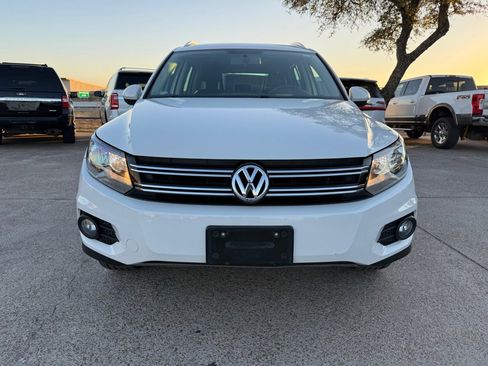 Used 2014 Volkswagen Tiguan SEL image 2