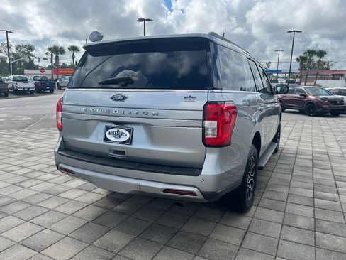 Used 2024 Ford Expedition XLT RWD image 6