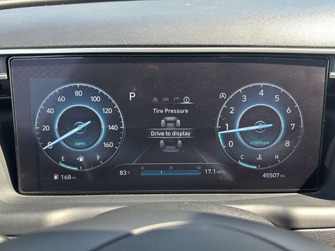 Certified 2023 Hyundai Tucson Limited AWD/4WD image 29