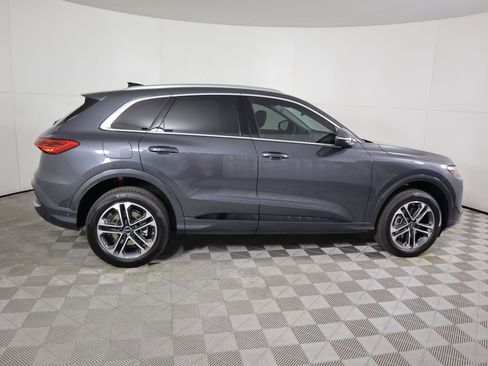 Used 2025 Audi Q5 Premium Plus w/ Premium Plus image 4