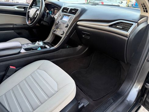 Used 2020 Ford Fusion S image 14