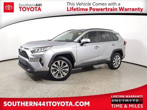 Used 2021 Toyota RAV4 XLE Premium image 1