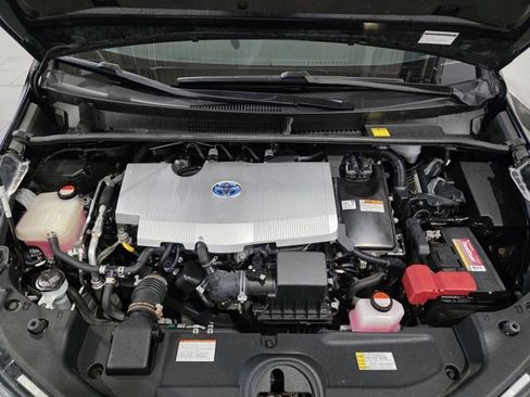 Used 2016 Toyota Prius Four Touring image 26