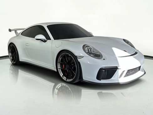 Used 2018 Porsche 911 GT3 w/ Sport Chrono Package image 2