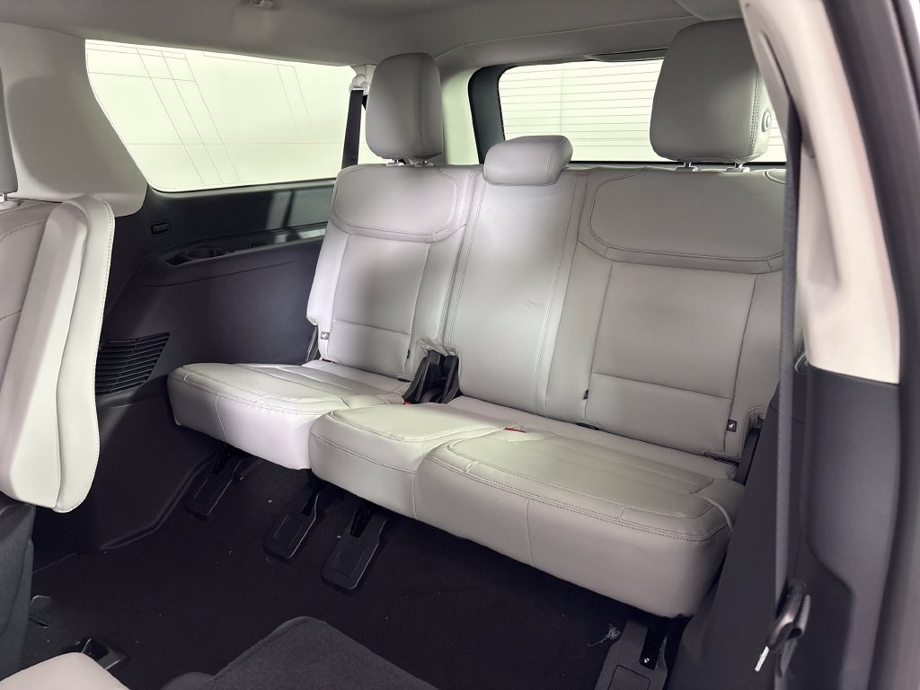 New 2026 Ford Expedition Max Active RWD image 30
