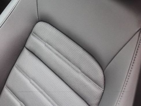 Used 2025 Honda CR-V EX-L image 34