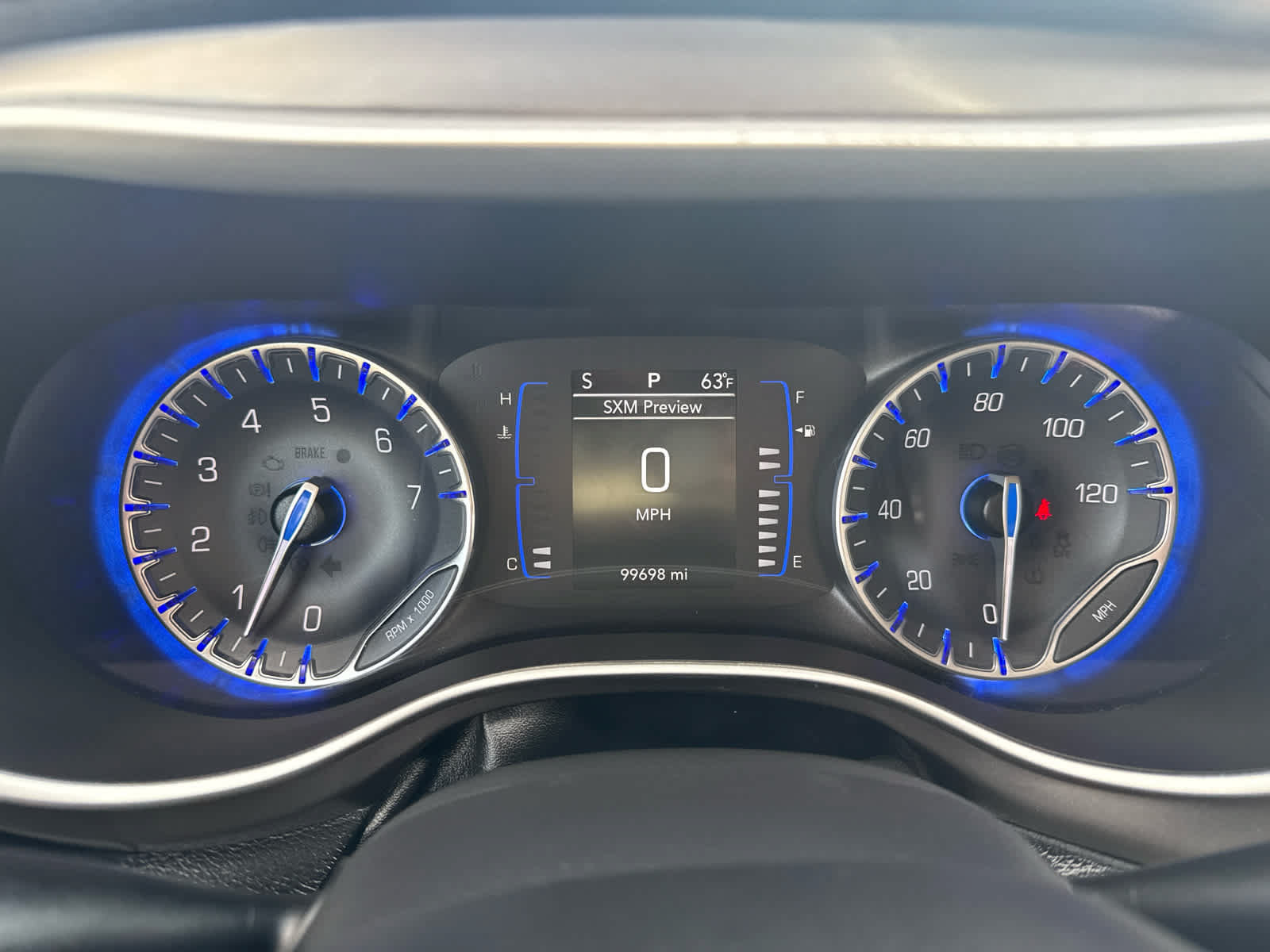 Used 2020 Chrysler Pacifica Touring-L FWD image 21