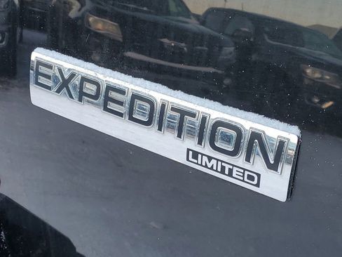 Used 2013 Ford Expedition Limited image 35