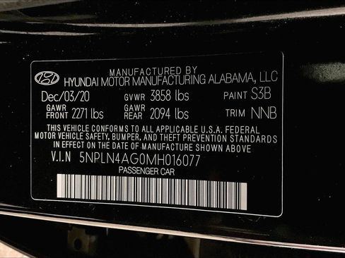 Used 2021 Hyundai Elantra SEL w/ Convenience + Premium Package image 32