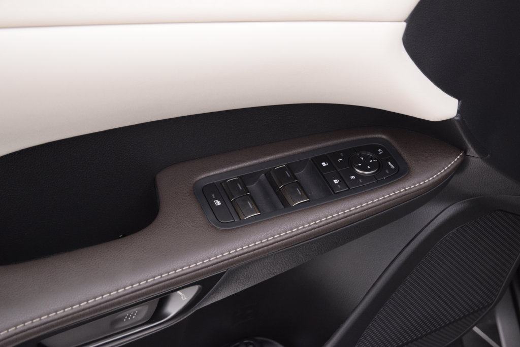 Used 2024 Lexus RX 350 FWD w/ Technology Package image 22
