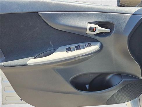 Used 2012 Toyota Corolla S FWD image 9