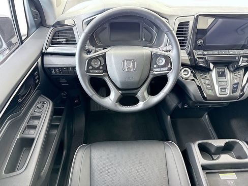 Used 2024 Honda Odyssey Elite image 10
