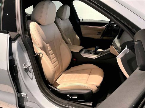 Used 2022 BMW i4 eDrive40 w/ M Sport Package image 22