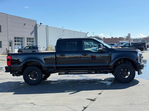 New 2026 Ford F250 Lariat w/ Black Appearance Package image 7