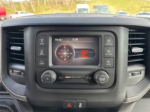 Used 2024 RAM 2500 Tradesman w/ Chrome Appearance Group image 45