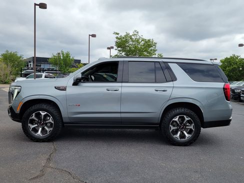 Used 2025 GMC Yukon AT4 Ultimate AWD/4WD image 6