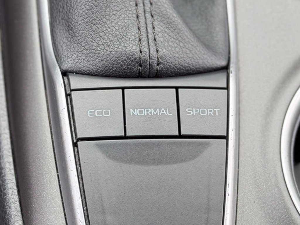 Used 2024 Toyota Camry LE FWD image 14