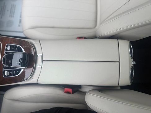 Used 2019 Mercedes-Benz E 300 4MATIC image 21