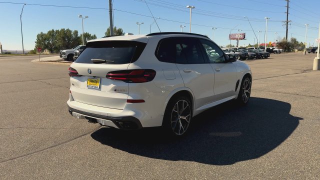 Used 2025 BMW X5 M60i AWD/4WD image 8