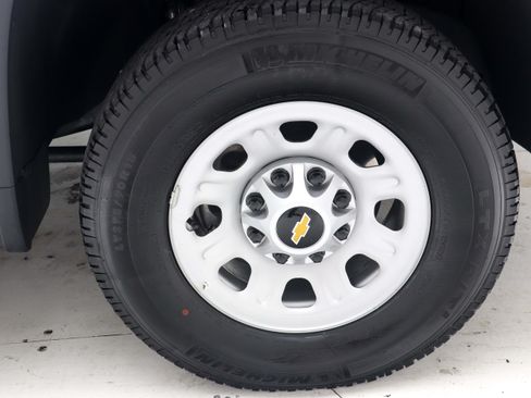 Used 2026 Chevrolet Silverado 3500 W/T AWD/4WD image 30